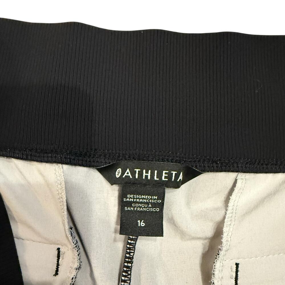 Athleta Womens Brooklyn printed shorts, grey floral, Size 16 - Picture 7 of 9
